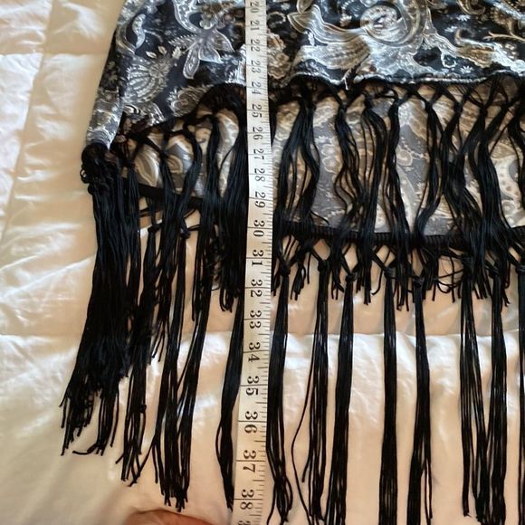Ivory Love Paisley Black/Grey Top with Fringe Bottom L - Picture 9 of 9